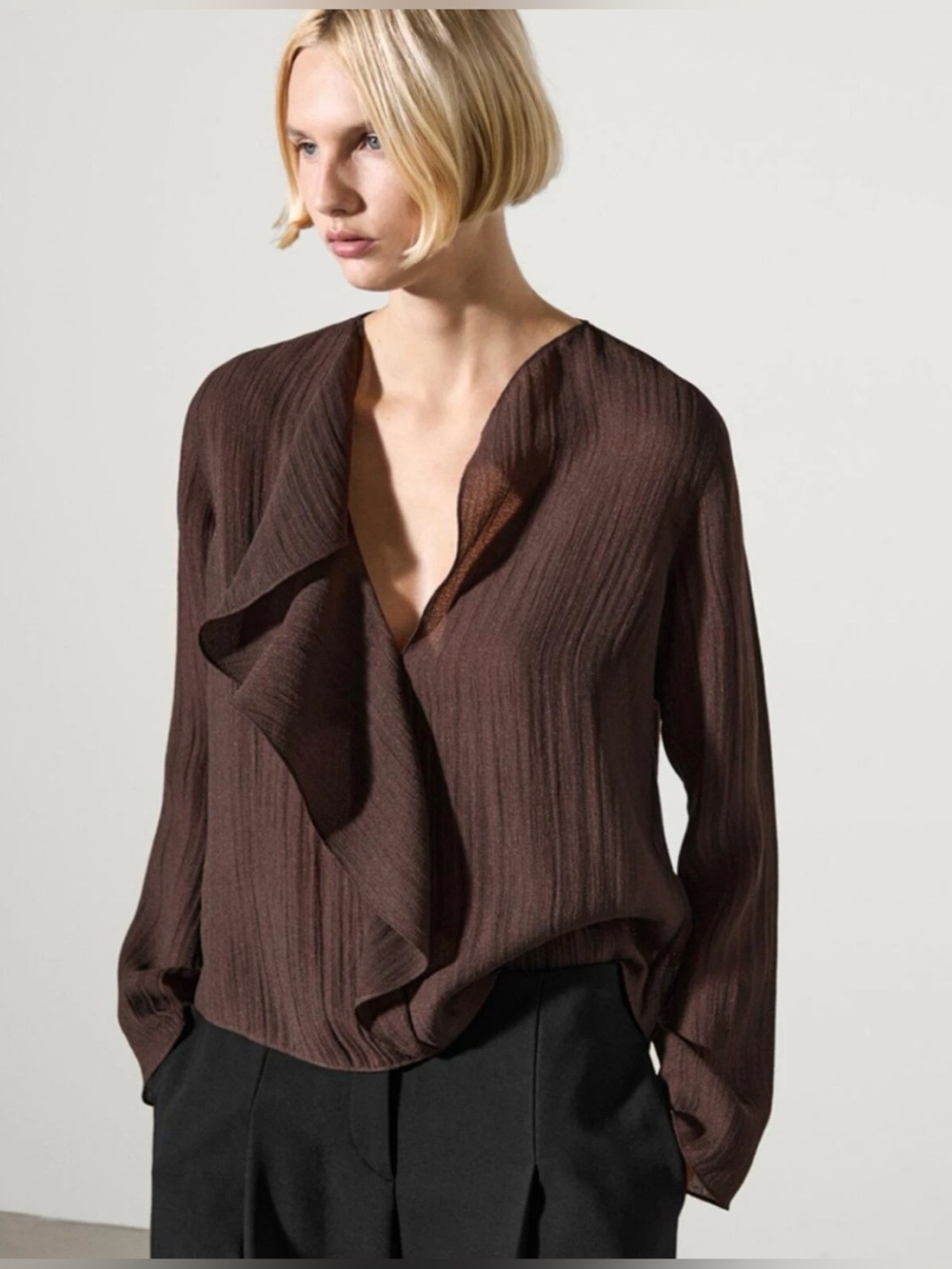 MASSIMO DUTTI | LONG SLEEVED V-NECKLINE RUFFLE BLOUSE IN CHOCOLATE BROWN MEDIUM